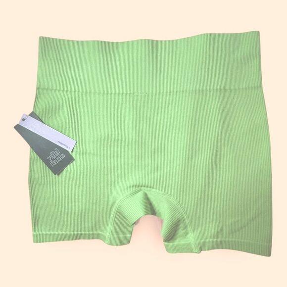 Wild Fable Green High-Rise Wide Waistband Bike Shorts ~ Women’s Various Sizes - Picture 7 of 9
